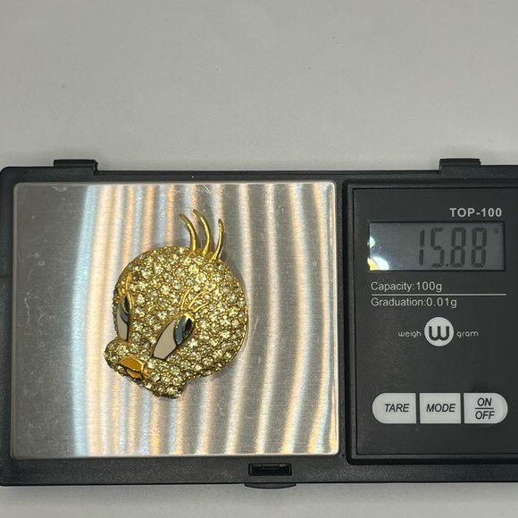 Warner Bros Tweety Bird Head Face Brooch Pin Rhinestones Gold Tone yellow - Picture 12 of 12